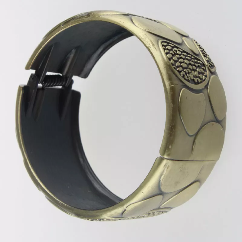 Zinc Alloy Die Cast Belt Buckle Carved Bracelet