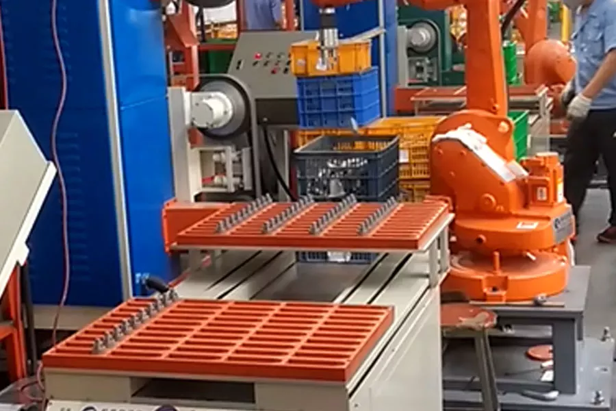 Transmission Case Die Casting Automation Case Studies